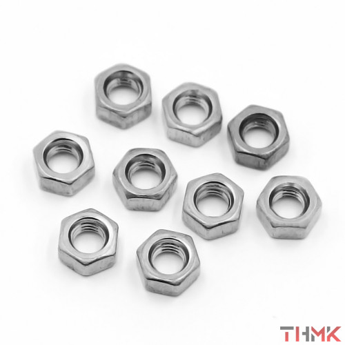 Титановые гайки